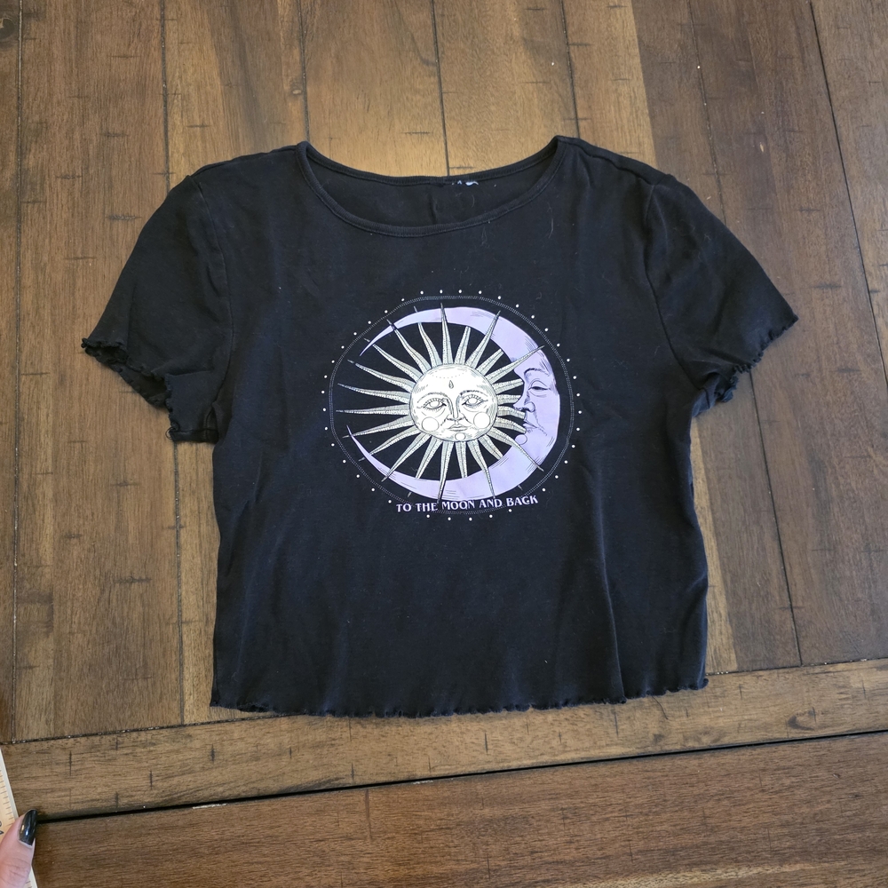 H&M Black Celestial Graphic Crop Top